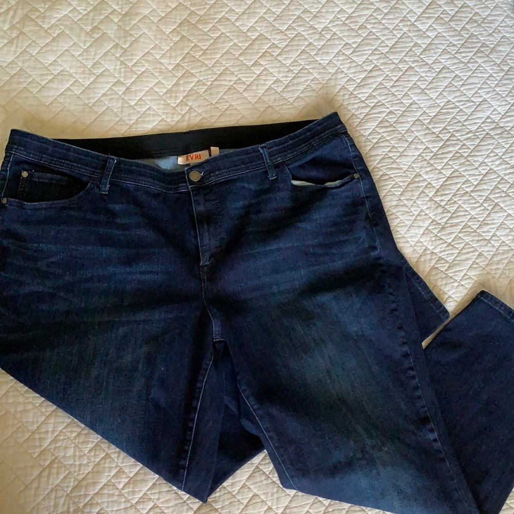 EVRI Blue Jeans | 24W